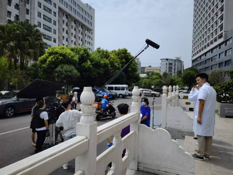 安县广告片拍摄公司低成本实现高规格制作的诀窍